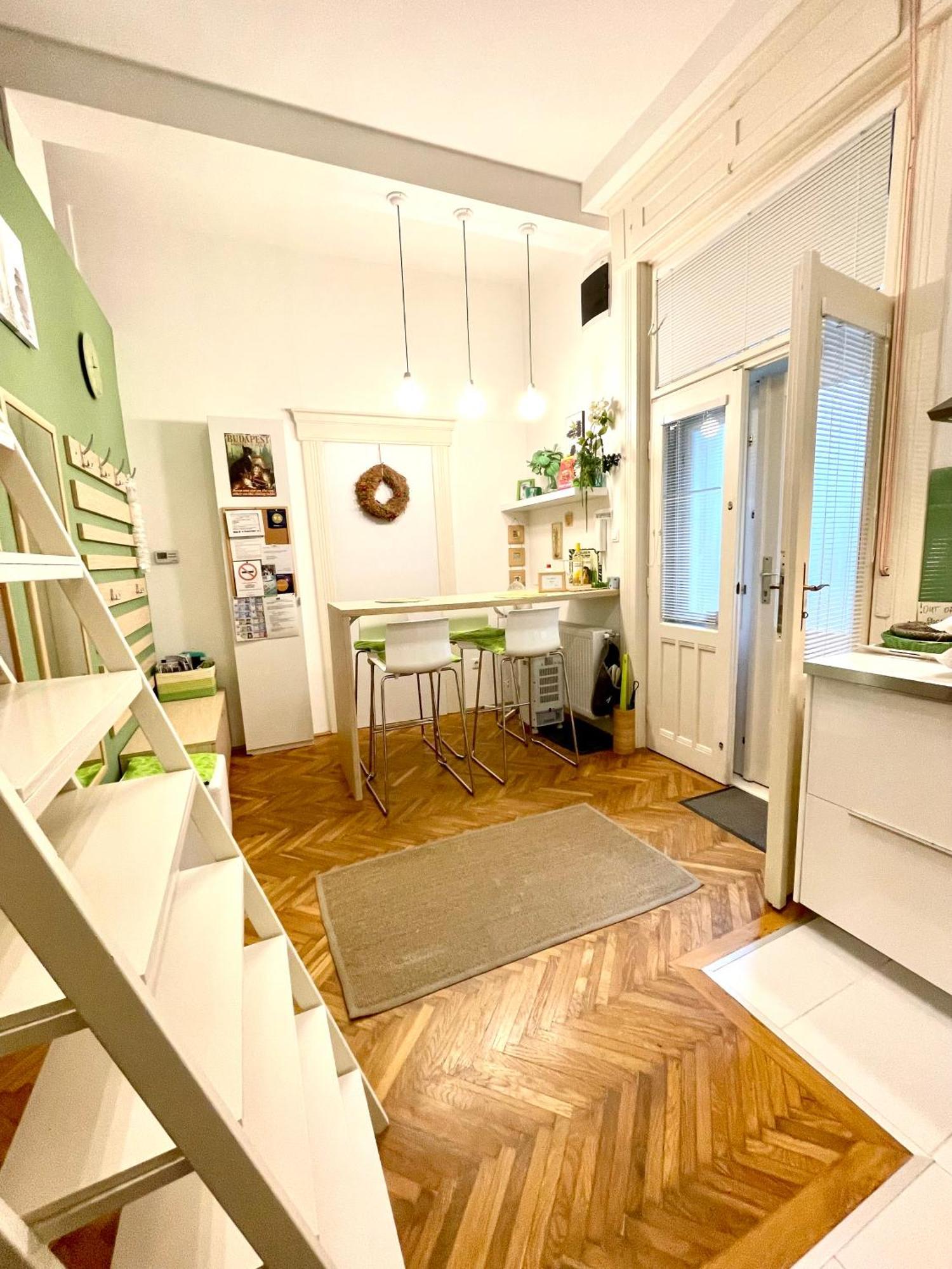 Green Pearl Apartment At St Stephen' S Basilica Budapest Extérieur photo